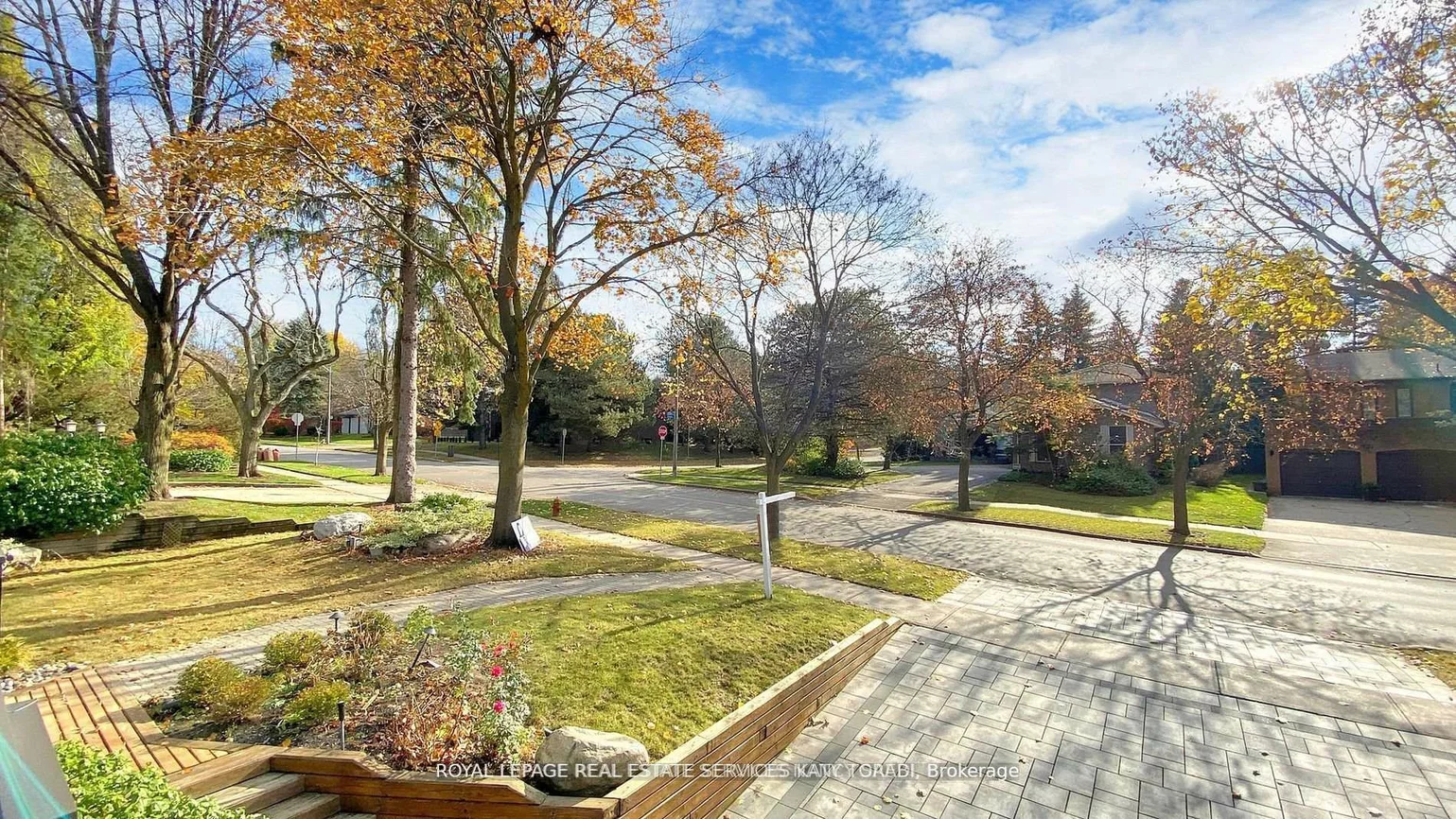 136, Denlow, Banbury-Don Mills, Toronto