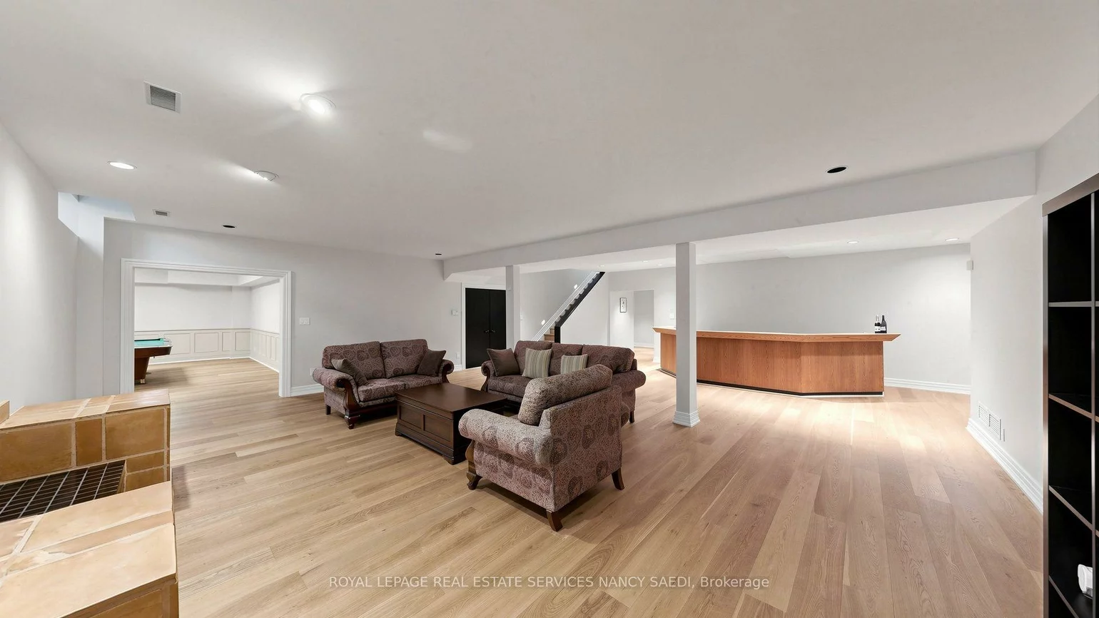 5, Abrams, St. Andrew-Windfields, Toronto