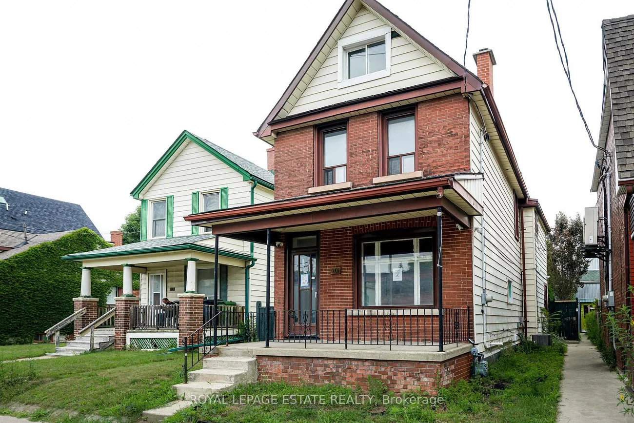 201, Christie, Annex, Toronto