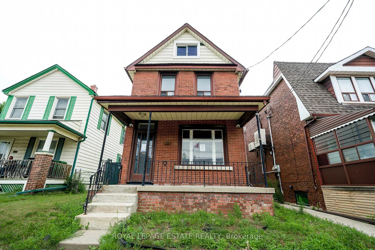 201, Christie, Annex, Toronto