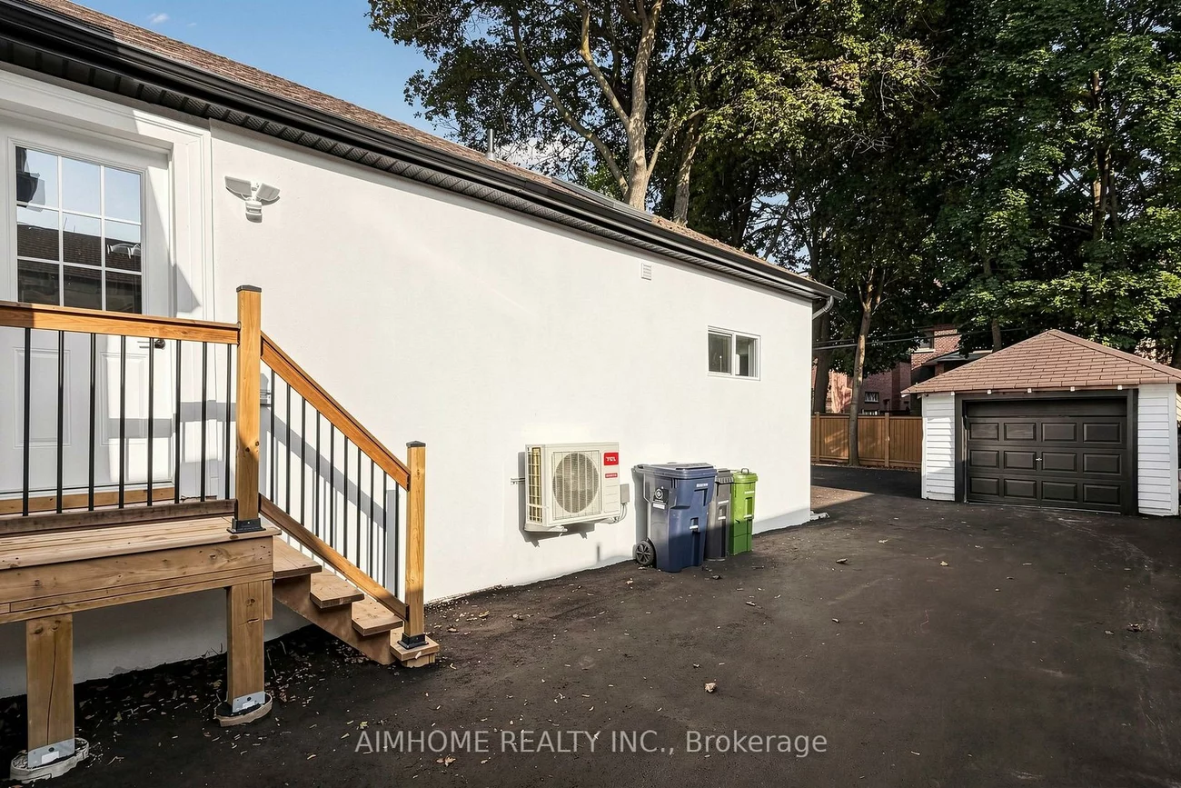 95, Steeles, Newtonbrook East, Toronto