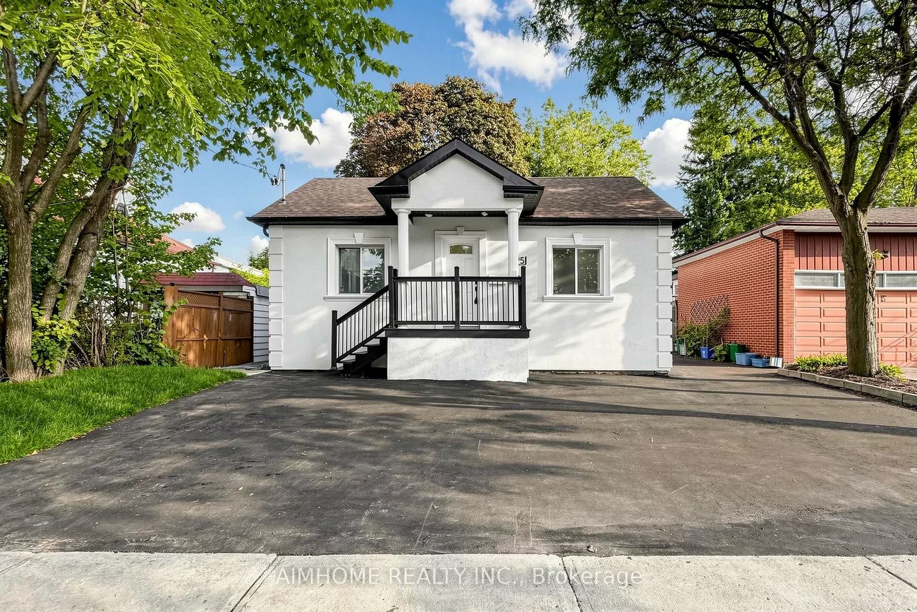95, Steeles, Newtonbrook East, Toronto