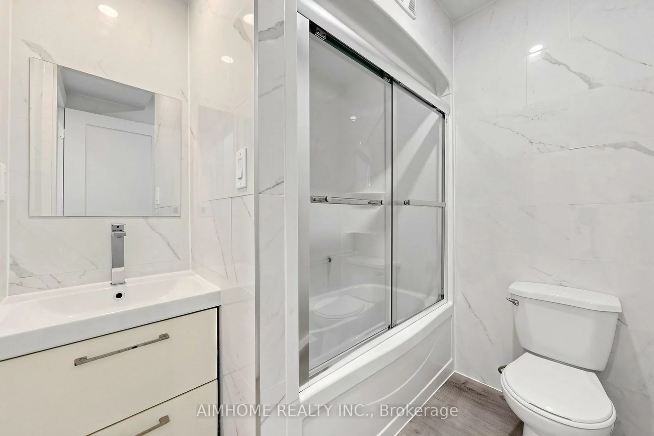 95, Steeles, Newtonbrook East, Toronto