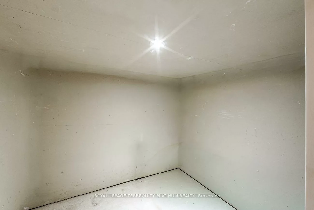 204, Ellerslie, Willowdale West, Toronto