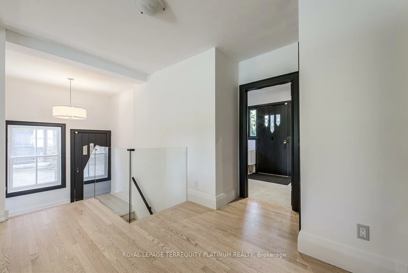 204, Ellerslie, Willowdale West, Toronto