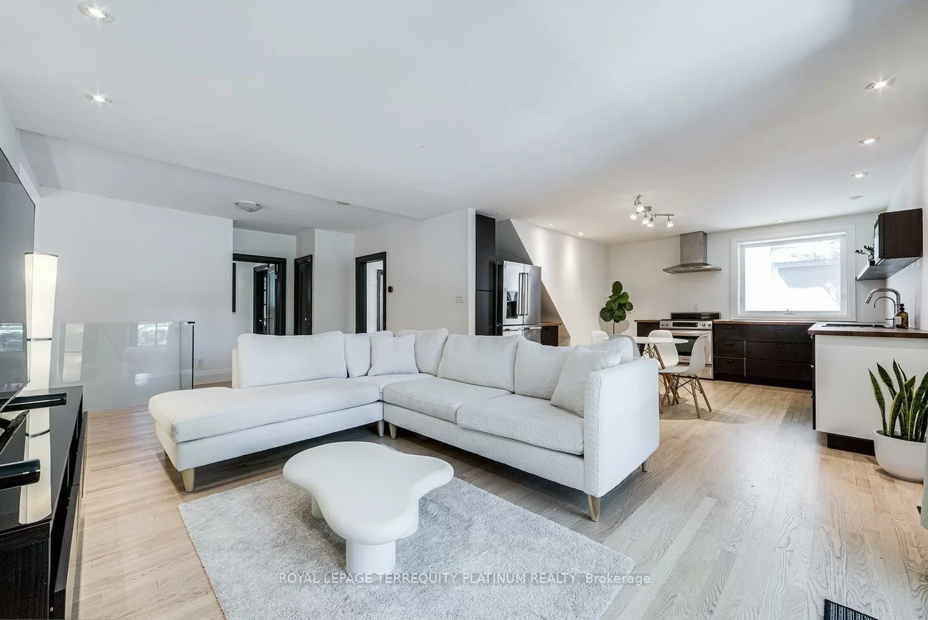 204, Ellerslie, Willowdale West, Toronto
