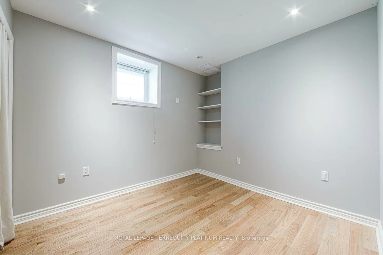 204, Ellerslie, Willowdale West, Toronto