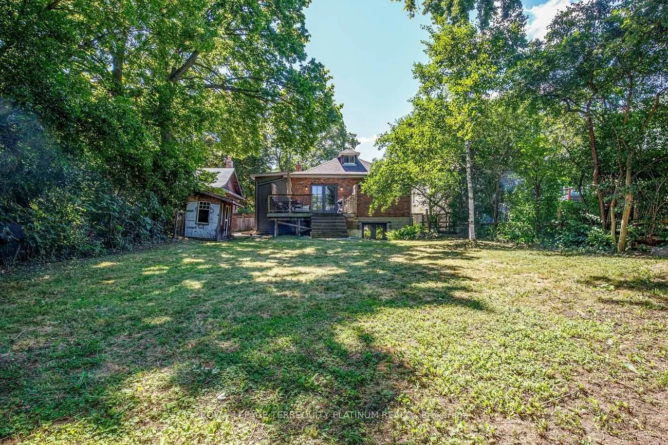 204, Ellerslie, Willowdale West, Toronto