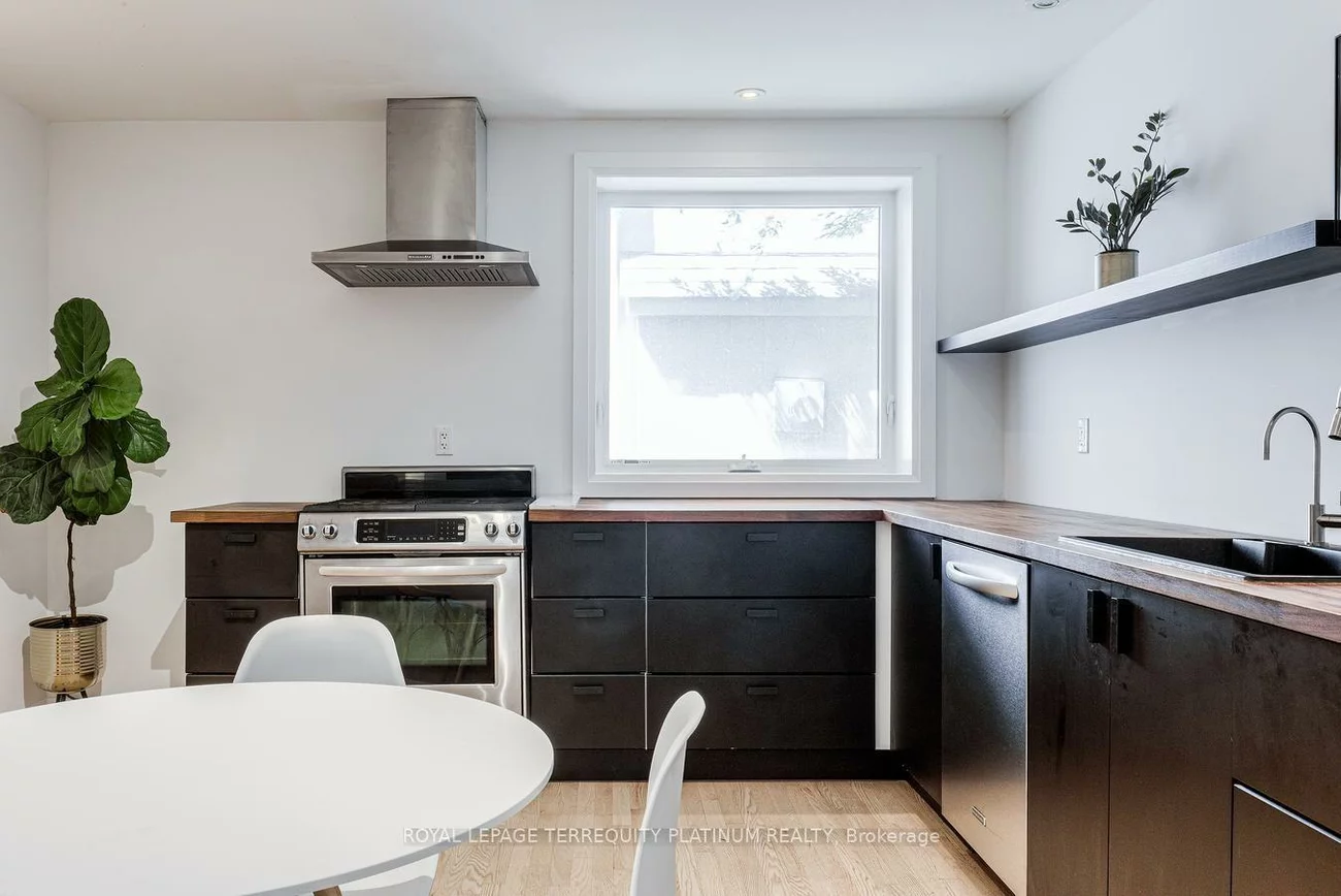 204, Ellerslie, Willowdale West, Toronto