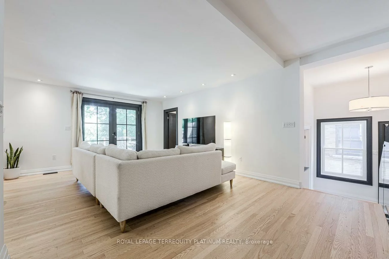 204, Ellerslie, Willowdale West, Toronto