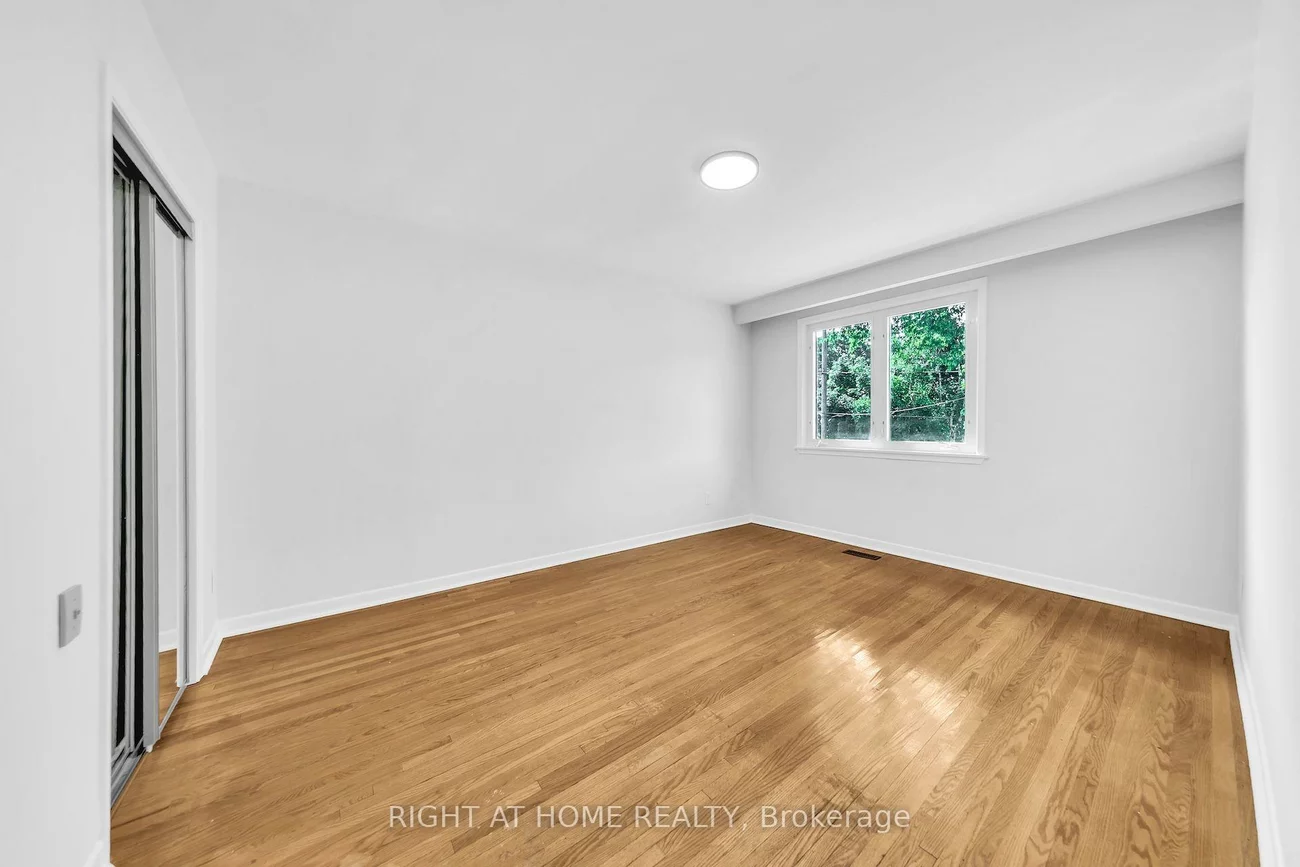 88, Peckham, Newtonbrook West, Toronto