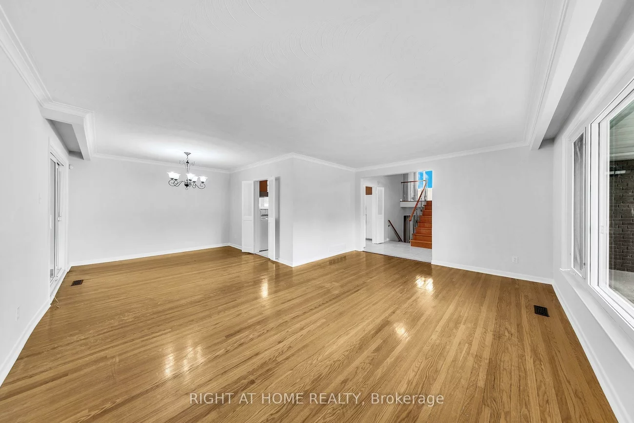 88, Peckham, Newtonbrook West, Toronto