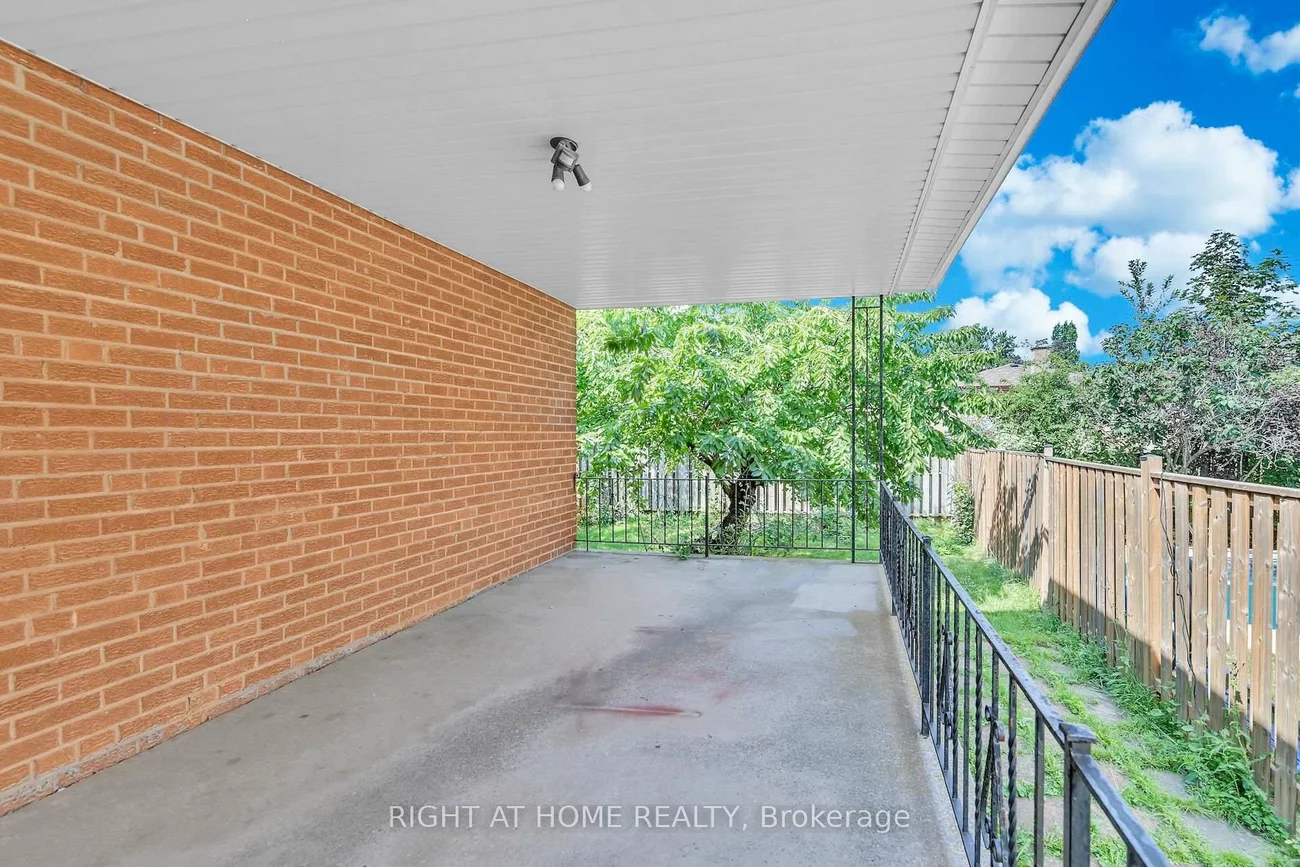 88, Peckham, Newtonbrook West, Toronto