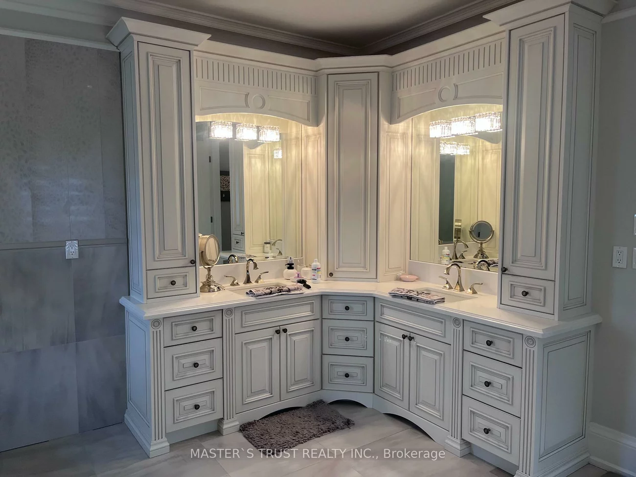 337, Horsham, Willowdale West, Toronto