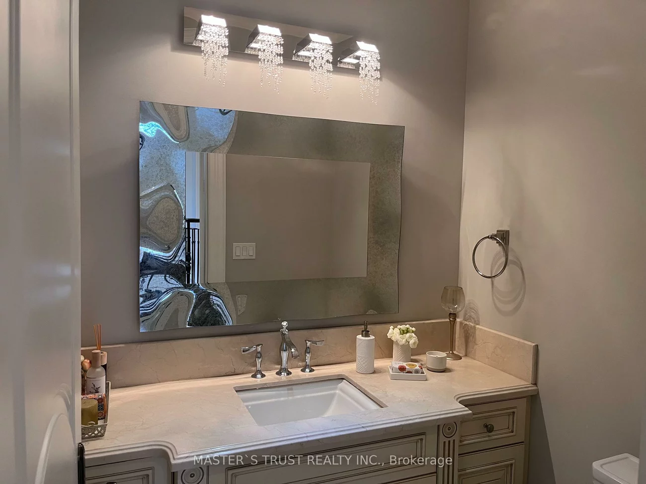 337, Horsham, Willowdale West, Toronto