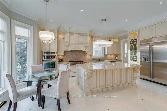 337, Horsham, Willowdale West, Toronto