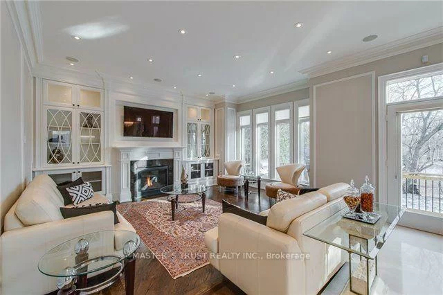 337, Horsham, Willowdale West, Toronto