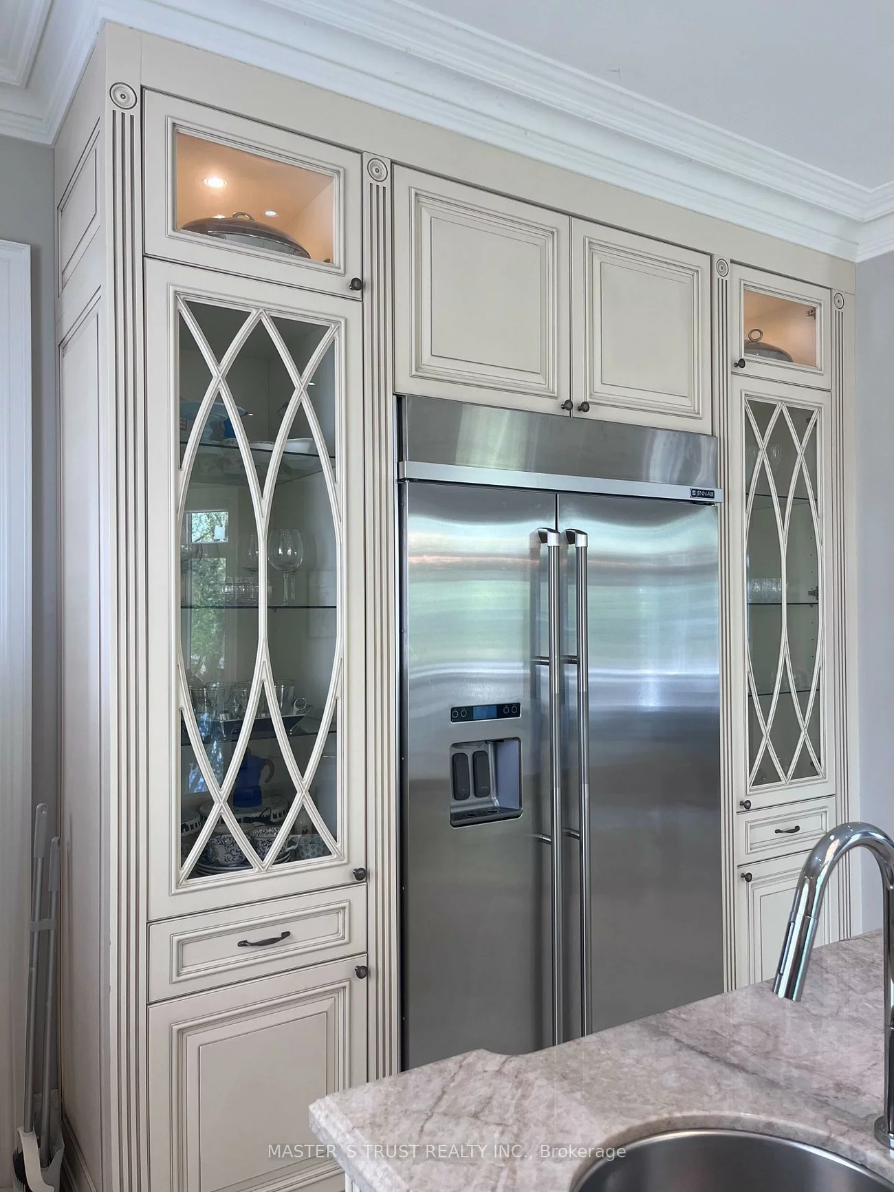 337, Horsham, Willowdale West, Toronto