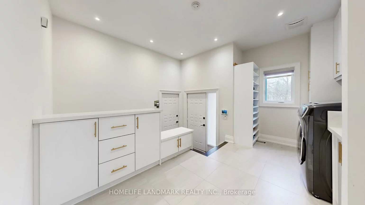 20, Blaine, Banbury-Don Mills, Toronto