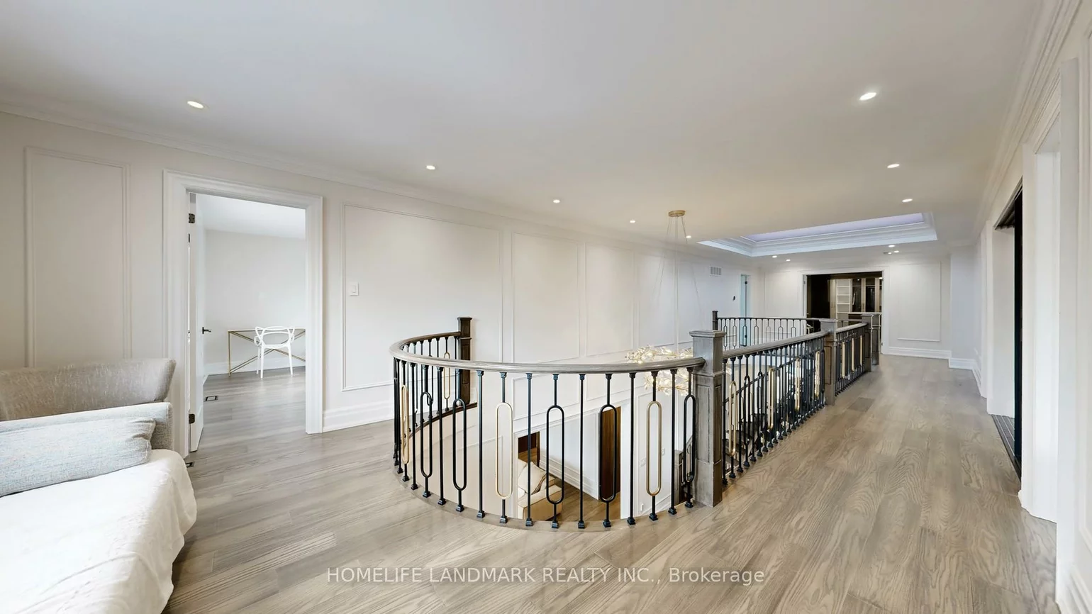 20, Blaine, Banbury-Don Mills, Toronto