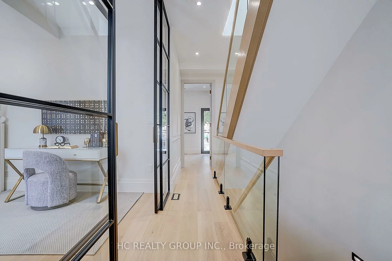 385, Manning, Palmerston-Little Italy, Toronto