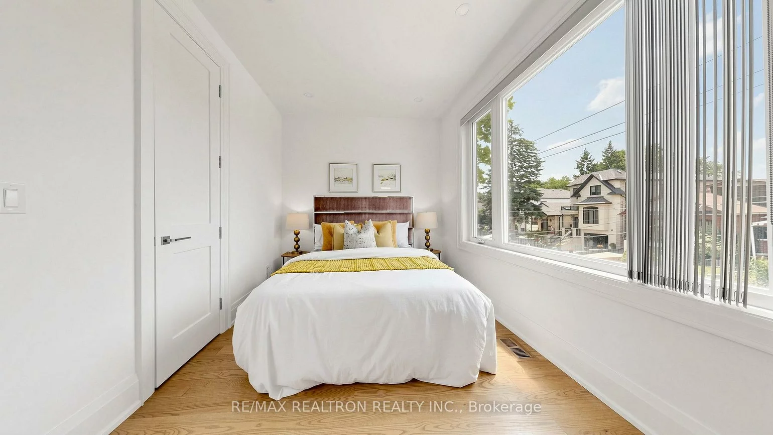 443, Northcliffe, Oakwood Village, Toronto