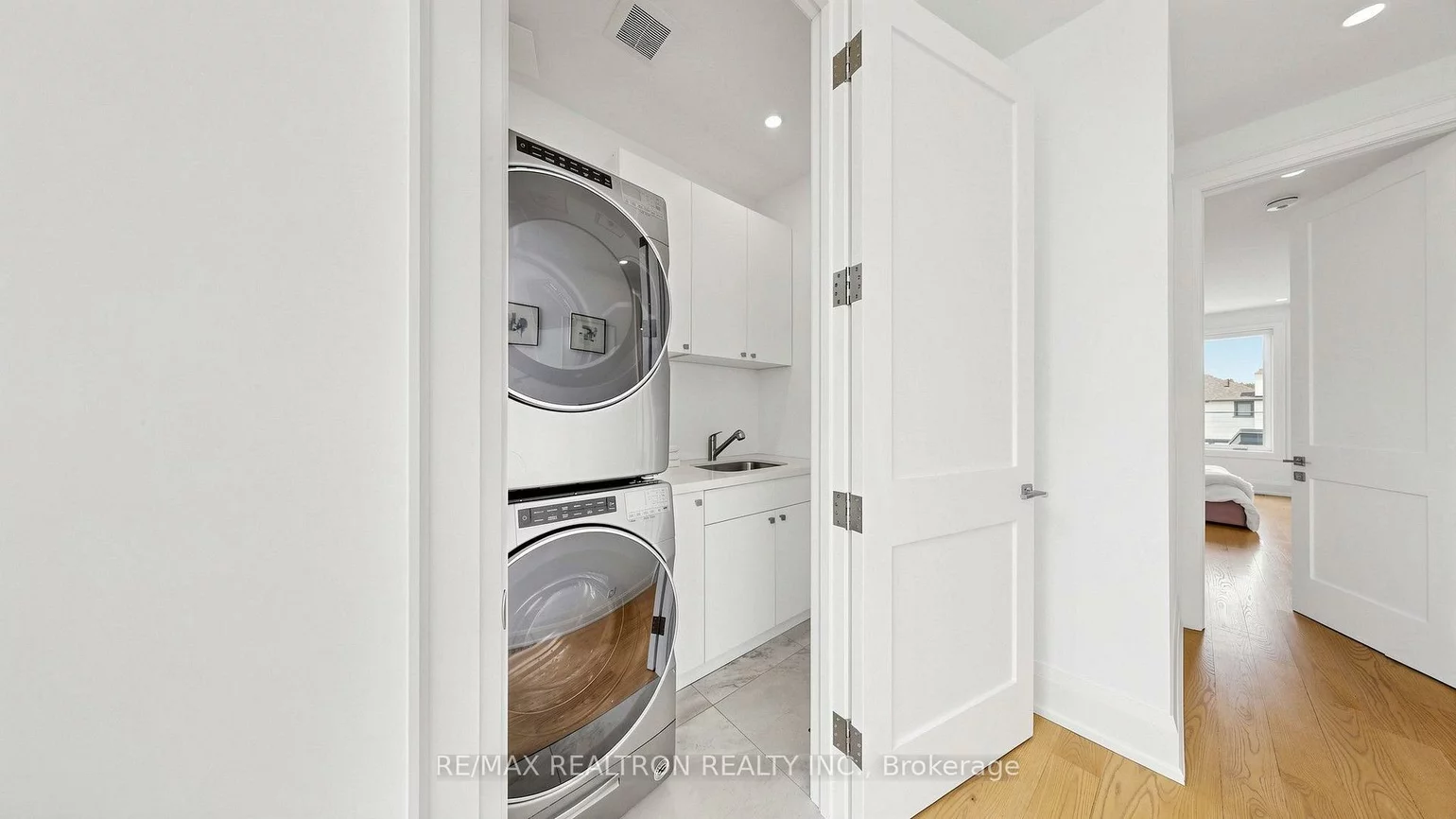 443, Northcliffe, Oakwood Village, Toronto