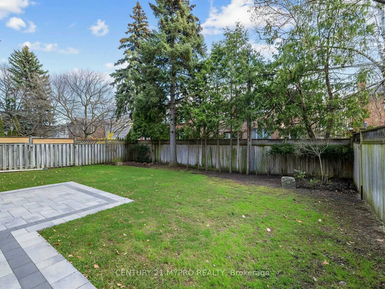 299, Spring Garden, Willowdale East, Toronto