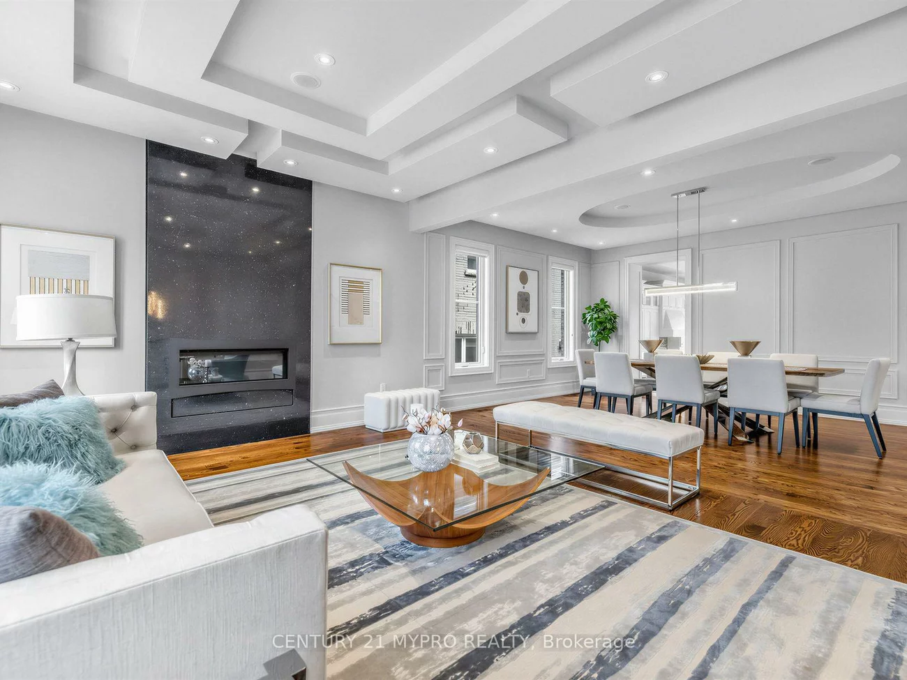 299, Spring Garden, Willowdale East, Toronto