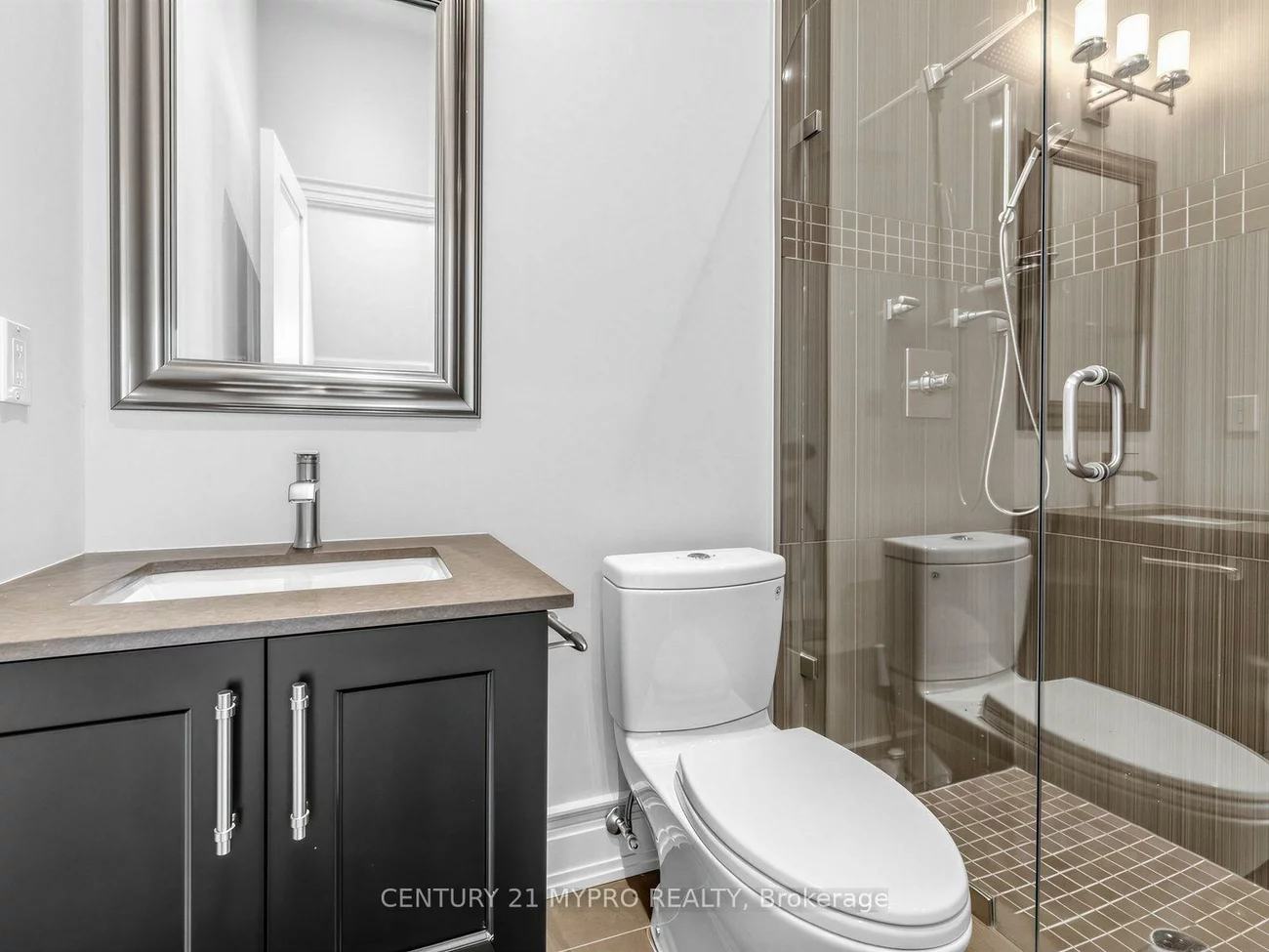 299, Spring Garden, Willowdale East, Toronto