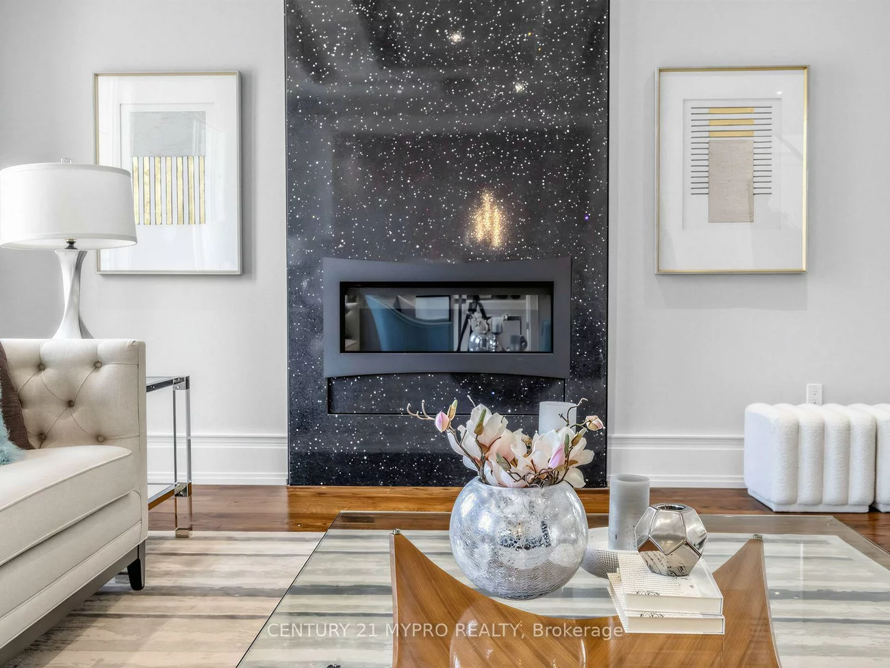 299, Spring Garden, Willowdale East, Toronto