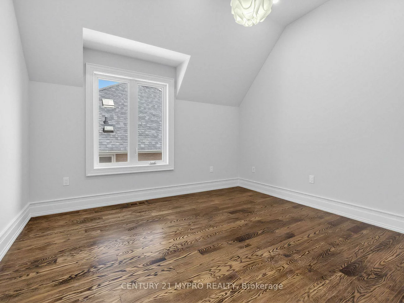 299, Spring Garden, Willowdale East, Toronto