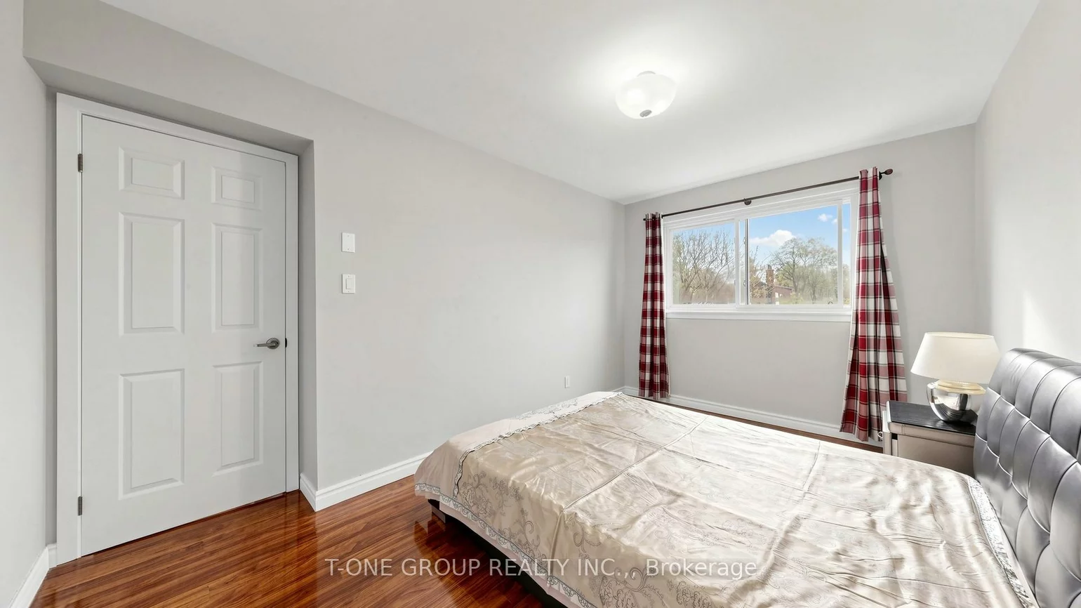 41, Chipwood, Pleasant View, Toronto