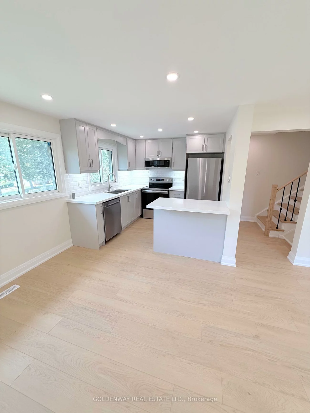 114, Loganberry, Hillcrest Village, Toronto