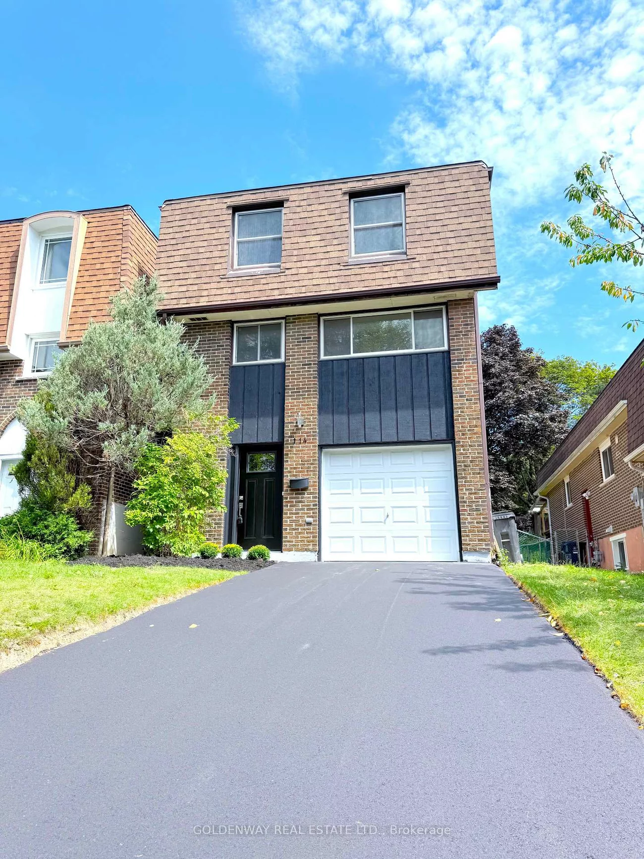 114, Loganberry, Hillcrest Village, Toronto