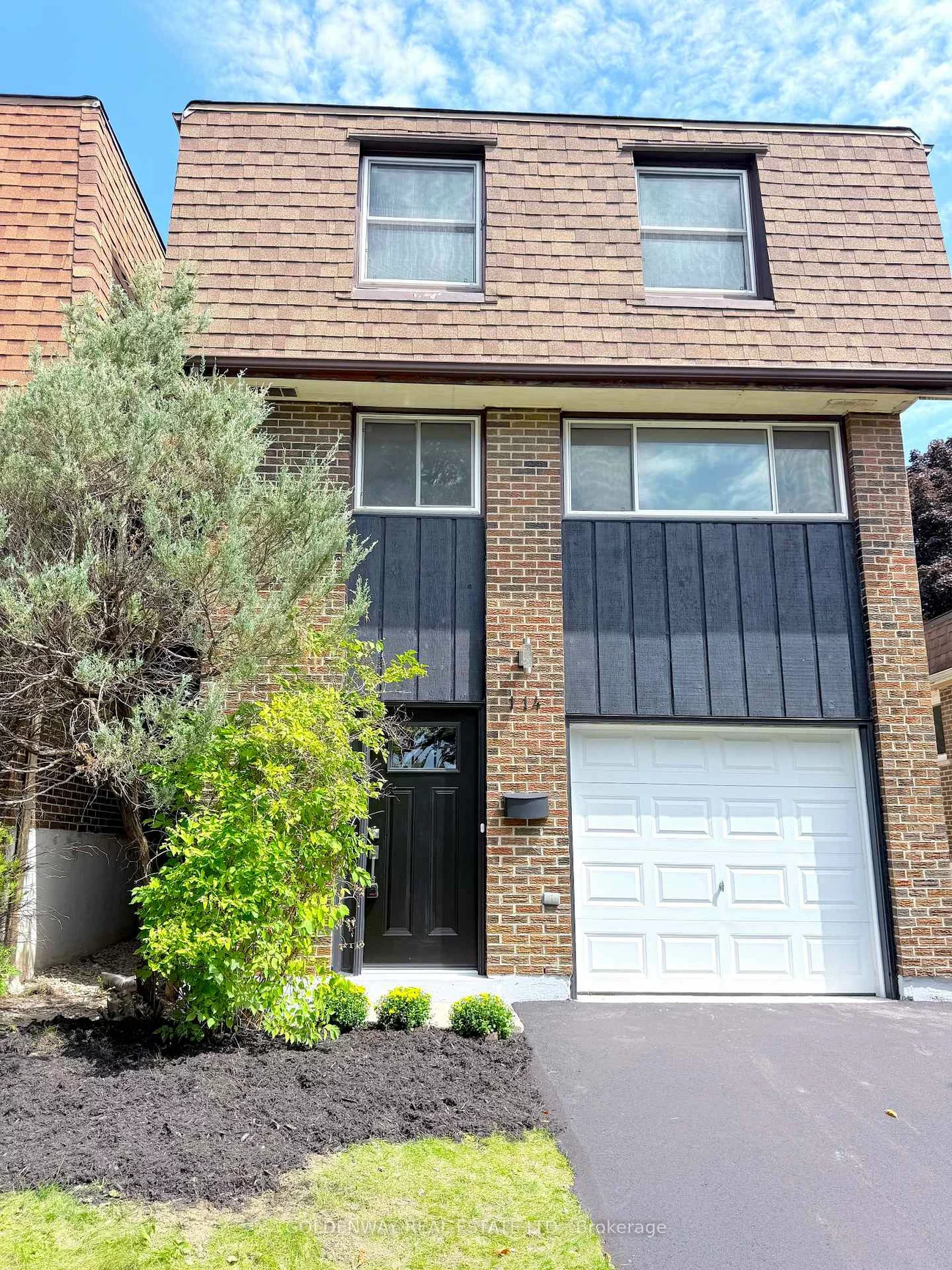 114, Loganberry, Hillcrest Village, Toronto