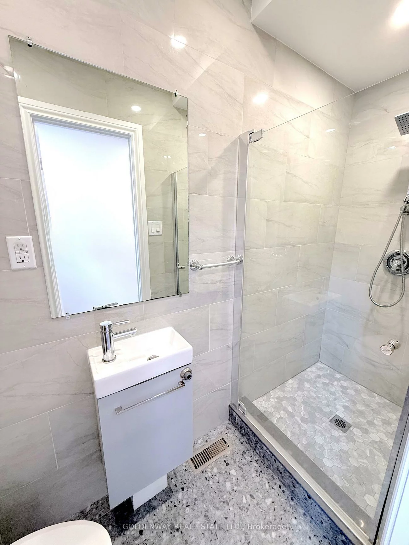 114, Loganberry, Hillcrest Village, Toronto
