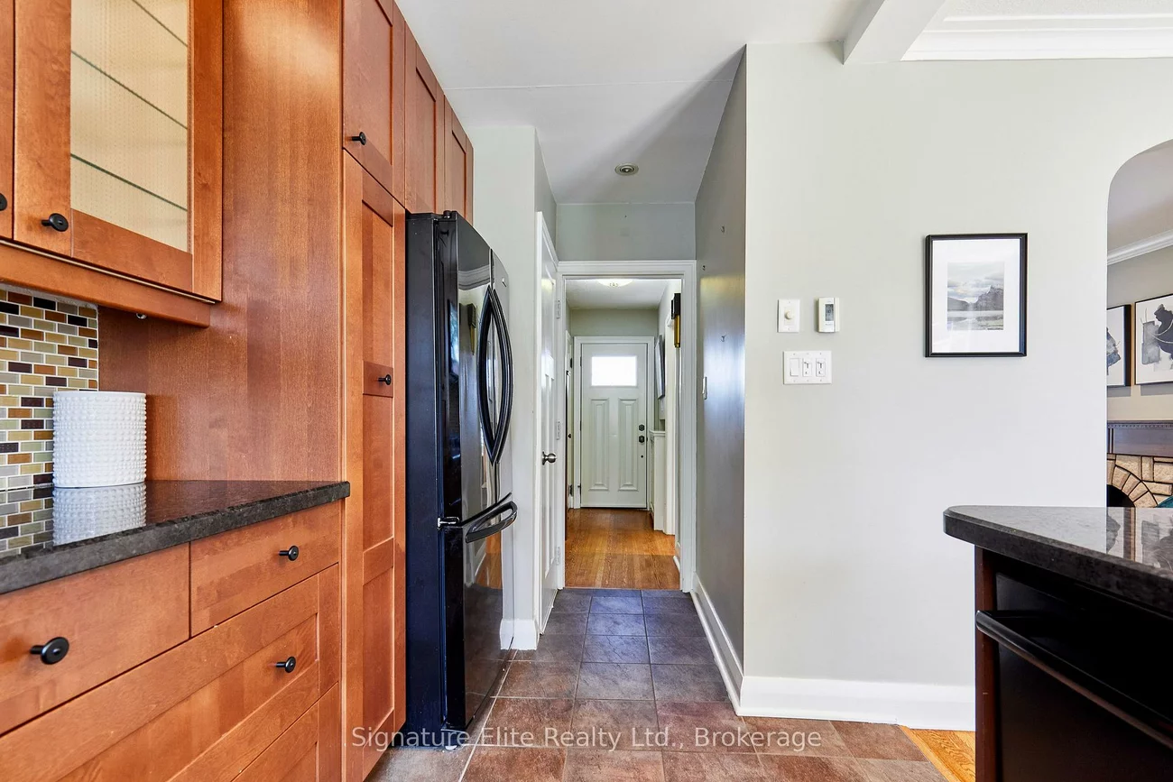 153, Parkhurst, Leaside, Toronto
