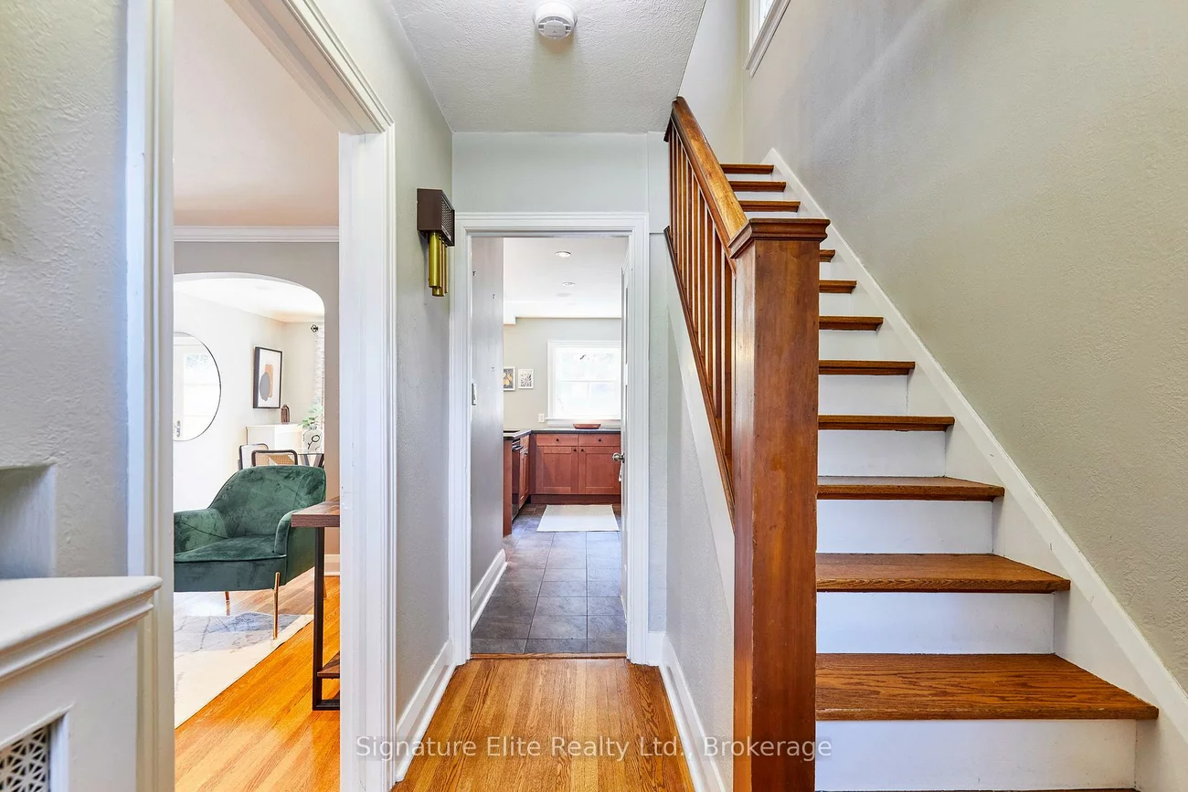 153, Parkhurst, Leaside, Toronto