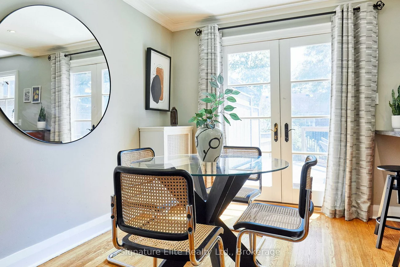 153, Parkhurst, Leaside, Toronto