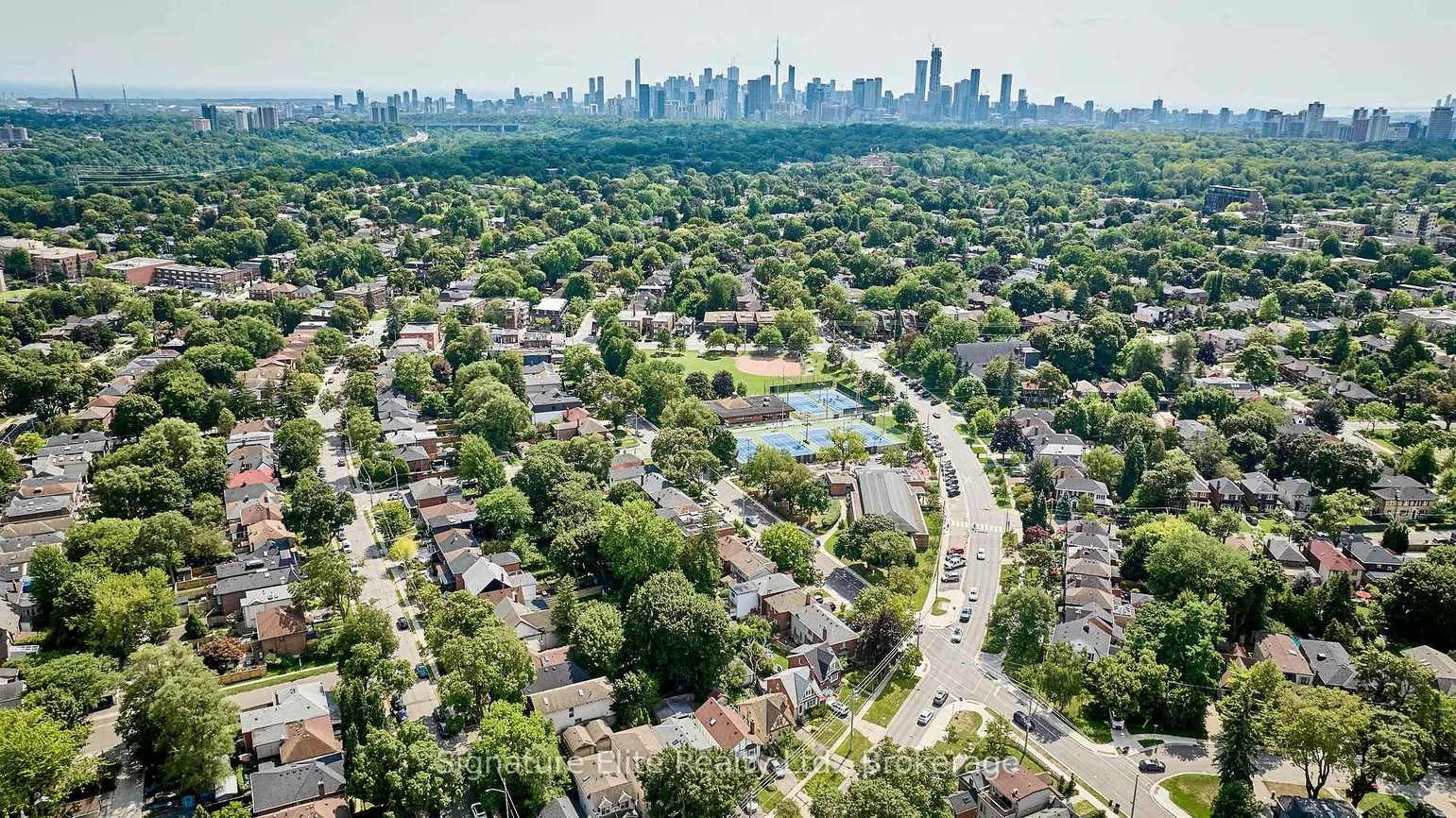 153, Parkhurst, Leaside, Toronto