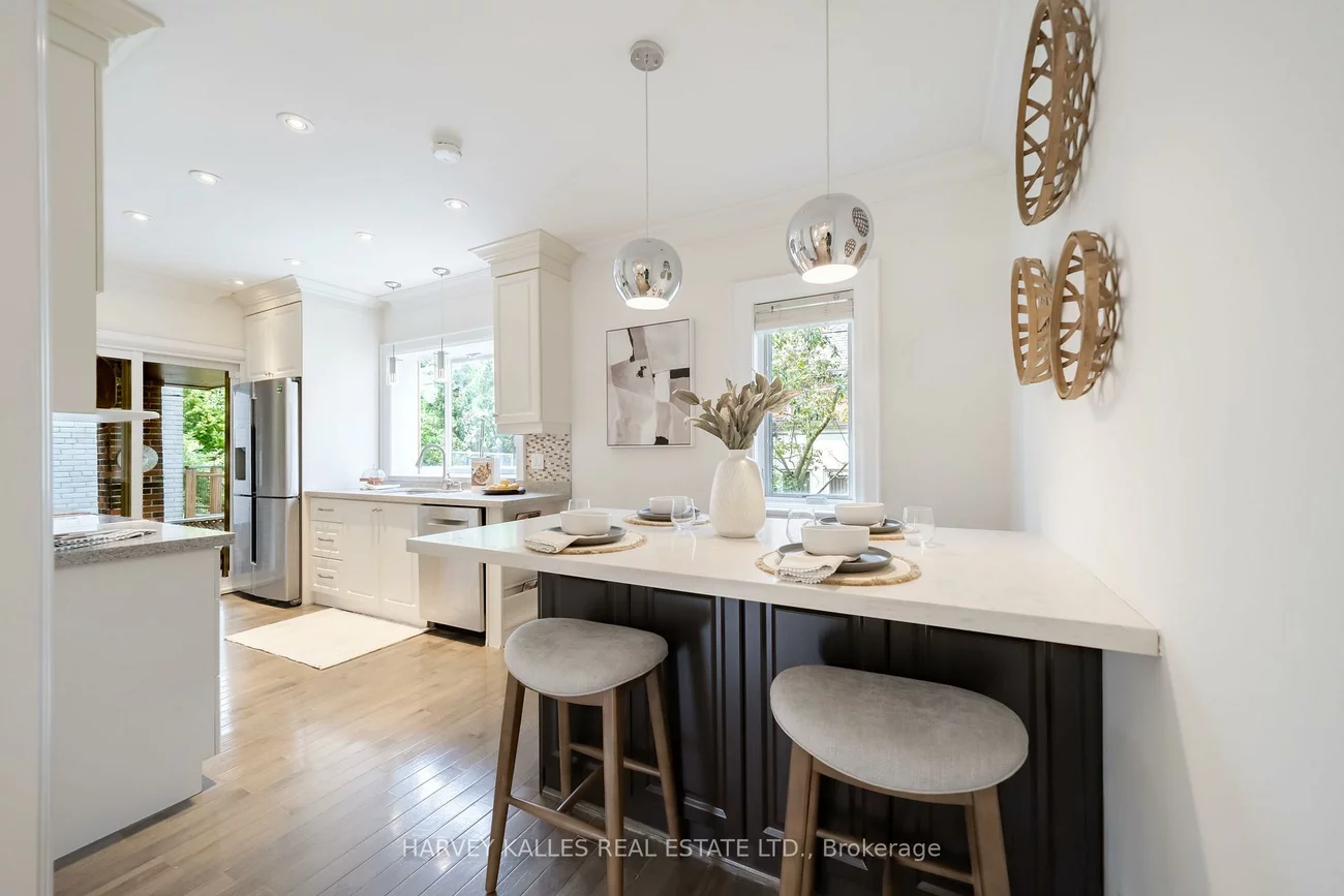 6, Browside, Forest Hill South, Toronto