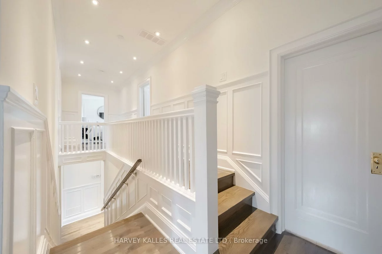 6, Browside, Forest Hill South, Toronto