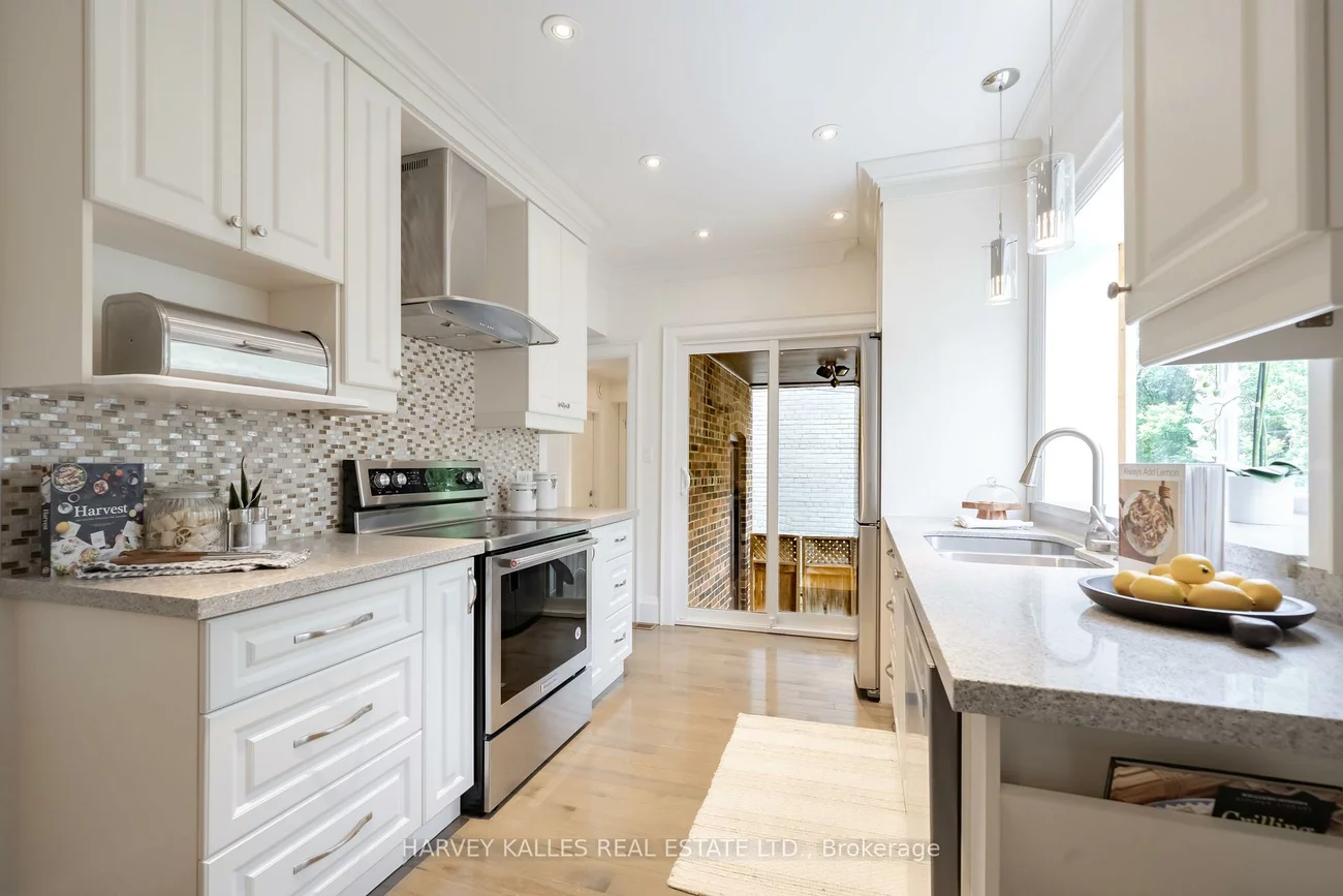 6, Browside, Forest Hill South, Toronto