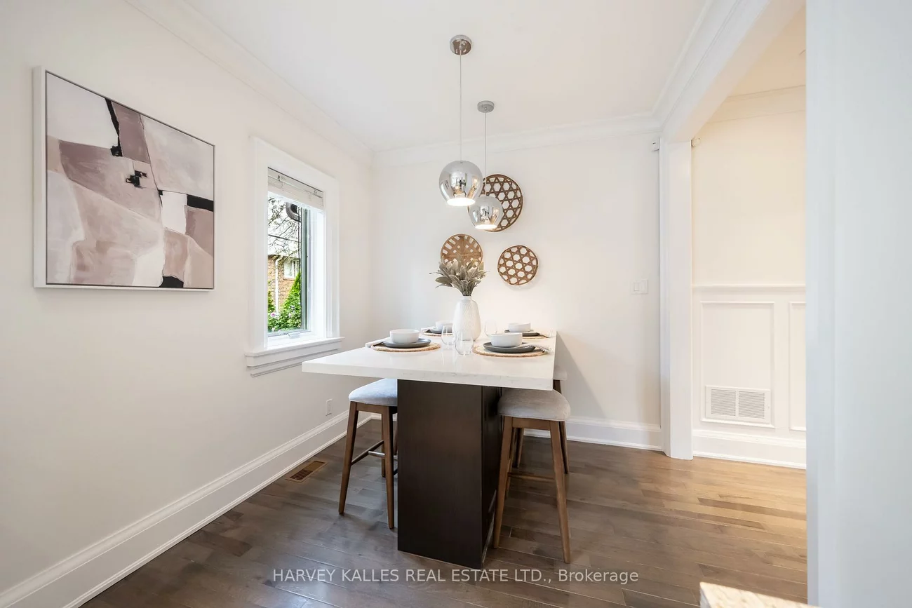 6, Browside, Forest Hill South, Toronto