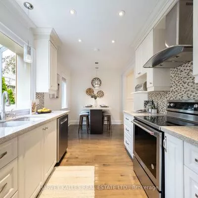 6, Browside, Forest Hill South, Toronto