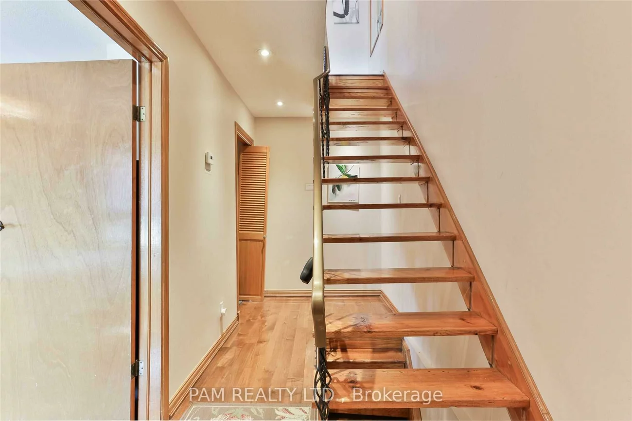 147, Euclid, Trinity-Bellwoods, Toronto
