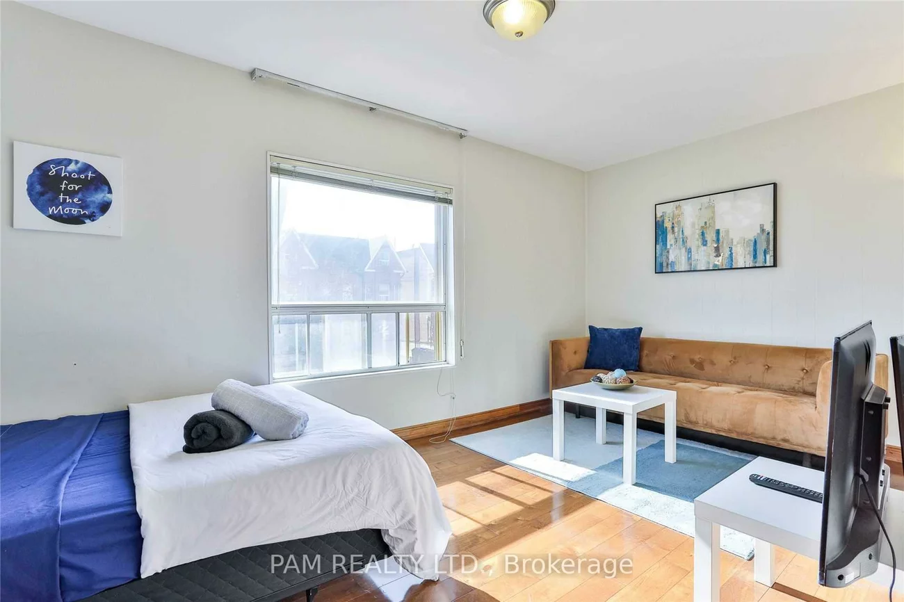 147, Euclid, Trinity-Bellwoods, Toronto