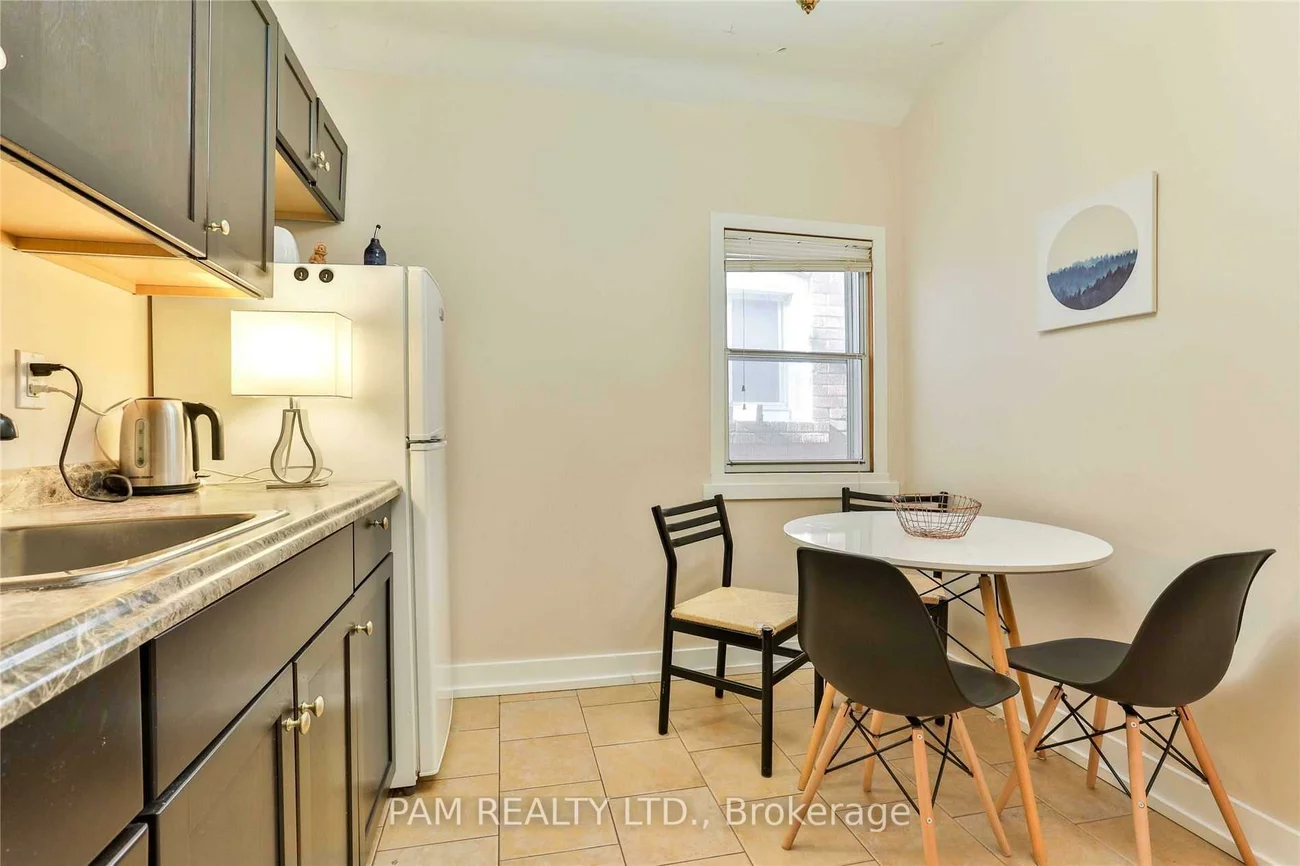 147, Euclid, Trinity-Bellwoods, Toronto