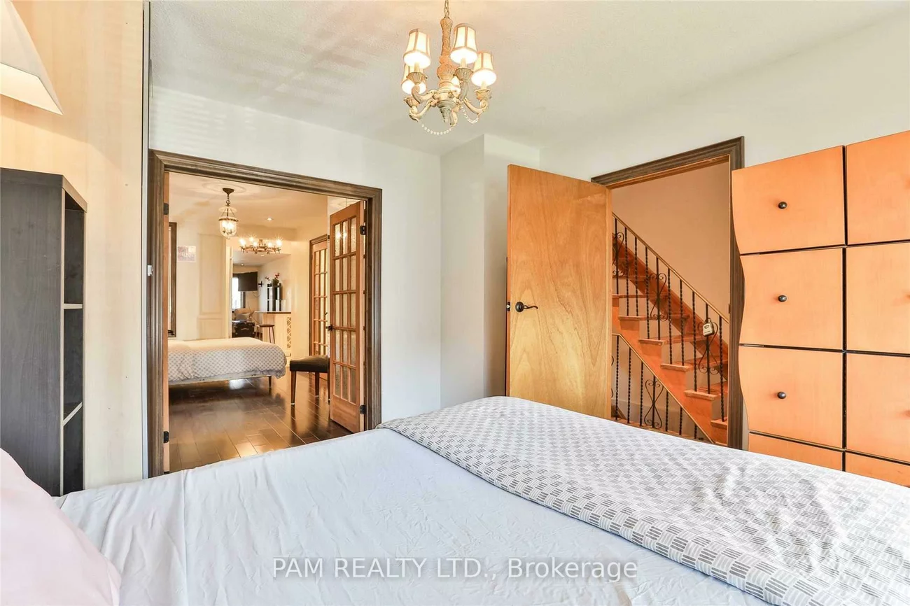 147, Euclid, Trinity-Bellwoods, Toronto